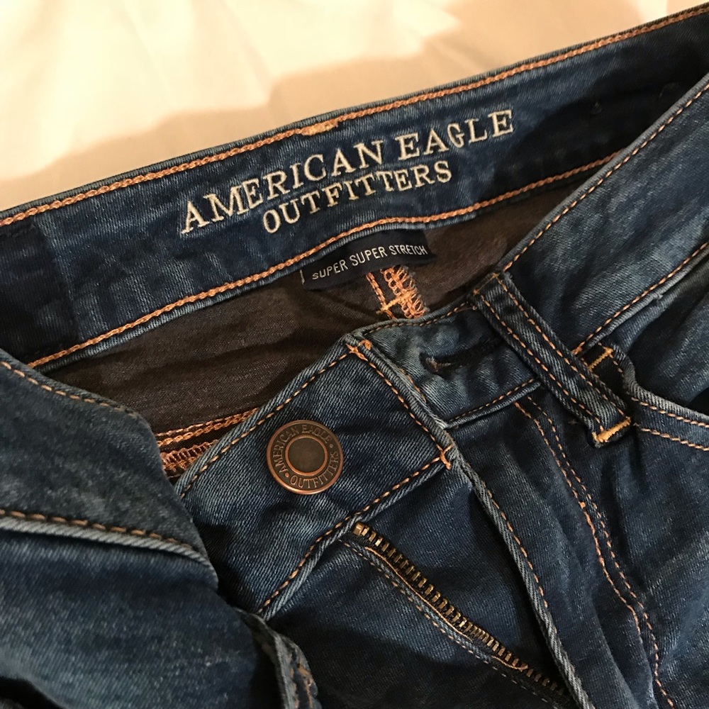 AEO Darkwash Jeggings!